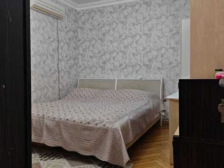 3 otaqlı köhnə tikili - Əhmədli m. - 65 m²