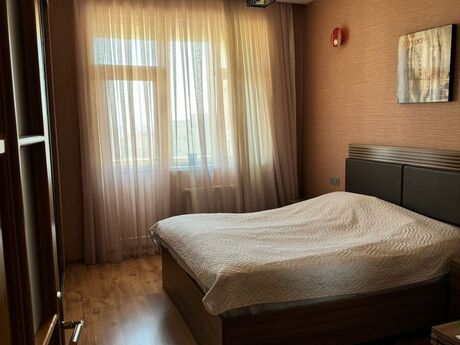 3 otaqlı mənzil, 93 m², Memar Əcəmi: 245 000 ₼ 2