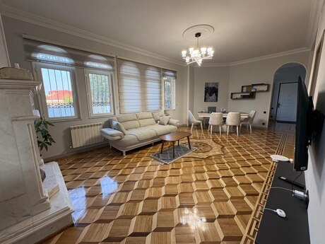 6 otaqlı həyət evi, 250 m², Şüvəlan: 340 000 ₼ 5