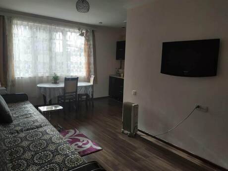 Elan №6376912 - Bakı, Sahil m., 2 otaqlı, 50 m², 4/4 mərtəbə