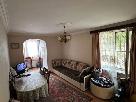 Elan №6376936 - Bakı, Gənclik m., 2 otaqlı, 55 m², 1/5 mərtəbə