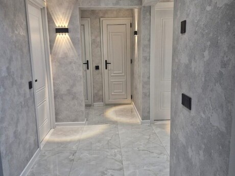 Продаётся 4-комнатная квартира в старом фонде, Həzi Aslanov, 90 м², 225 000 AZN, фото 2 / 12
