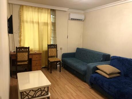 Elan №6370085 - Bakı, İnşaatçılar m., 1 otaqlı, 40 m², 2/5 mərtəbə
