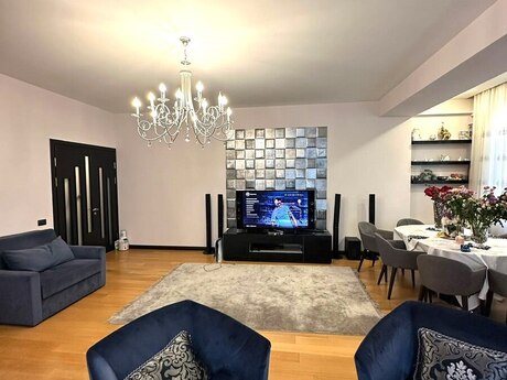Elan №6377118 - Bakı, Nizami m., 3 otaqlı, 150 m², 4/16 mərtəbə