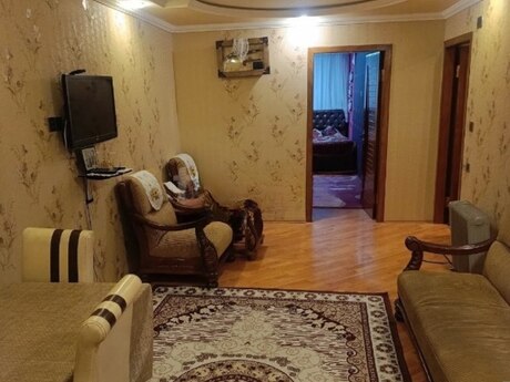 Объявление №6377170 - Баку, м. Нефтчиляр, 2-комн., 60 м², 5/5 этаж