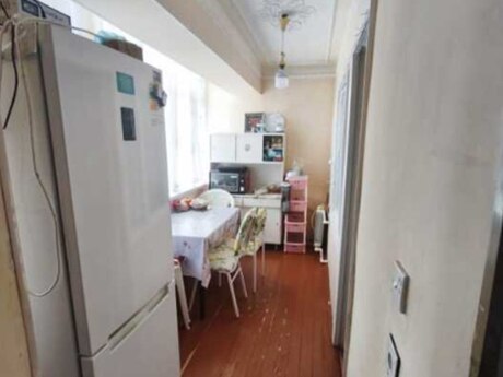 3 otaqlı köhnə tikili - Neftçilər m. - 60 m²