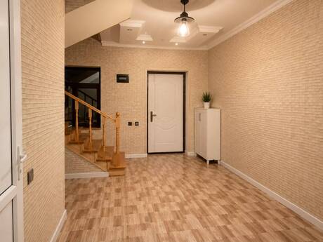 5 otaqlı həyət evi, 200 m², Sulutəpə: 220 000 ₼ 4