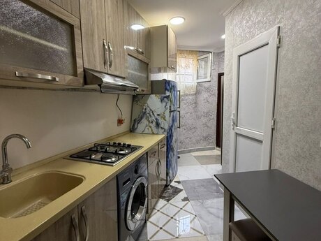 Объявление №6377447 - Баку, Хатаинский р., 2-комн., 80 м²