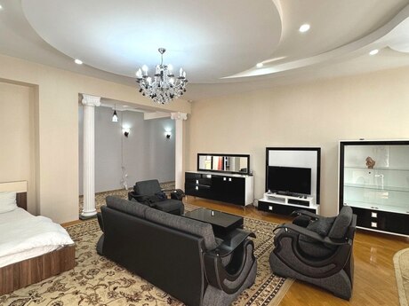 4-room apartment, 204 m², Sahil: 930 000 ₼ 3