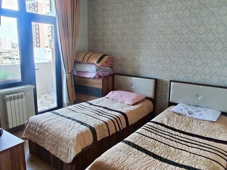 3 otaqlı mənzil, 72 m², 28 May: 280 000 ₼ 3