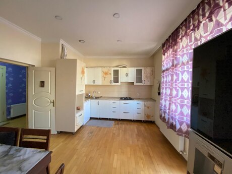 2-комн. новостройка - Насиминский  р. - 105 м²