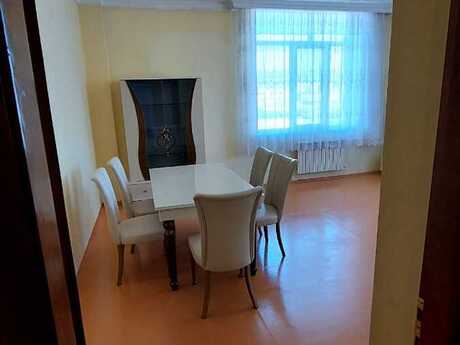 Kirayə 3 otaqlı mənzil, 120 m², İnşaatçılar: 750 ₼/ay 3