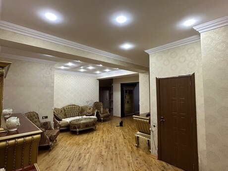 3 otaq · 119 m² · 14/17 mərtəbə, Nəsimi