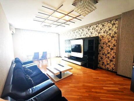 Elan №6378019 - Bakı, Nərimanov r., 3 otaqlı, 155 m², 4/18 mərtəbə
