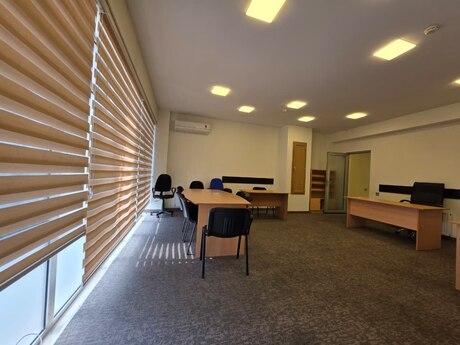 Объект - м. 8 ноября - 260 м²