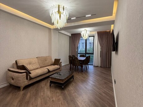 Elan №6378079 - Bakı, Nizami m., 2 otaqlı, 85 m², 3/10 mərtəbə