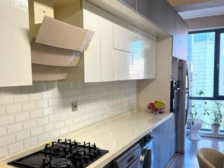 4-room apartment, 120 m², Zümrüd Residence: 450 000 ₼ 3