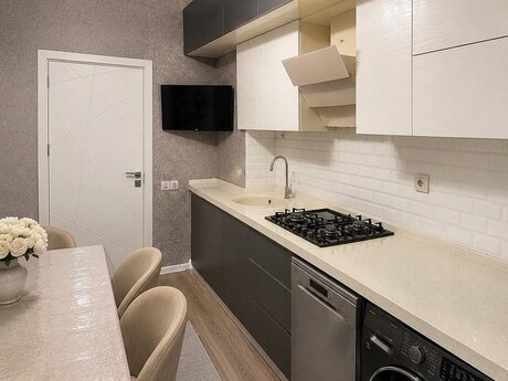 4-room apartment, 120 m², Zümrüd Residence: 450 000 ₼ 4