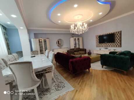 Elan №6378265 - Bakı, 20 Yanvar m., 4 otaqlı, 210 m², 3/17 mərtəbə