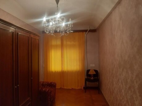 Объявление №6378406 - Баку, м. Нефтчиляр, 2-комн., 50 м², 4/5 этаж