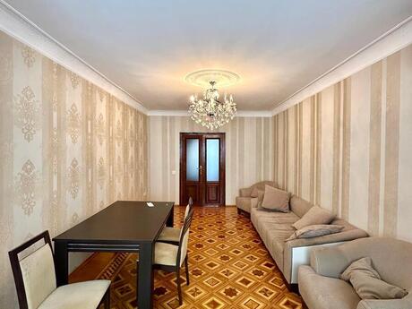 3-room apartment, 85 m², 8-ci mikrorayon: 249 000 ₼ 4
