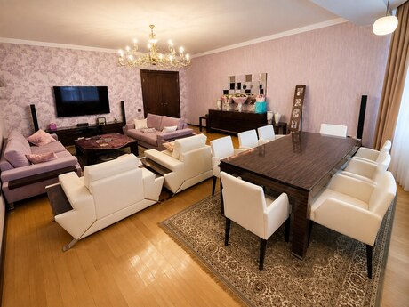 Elan №6378467 - Bakı, 28 May m., 4 otaqlı, 195 m², 8/16 mərtəbə