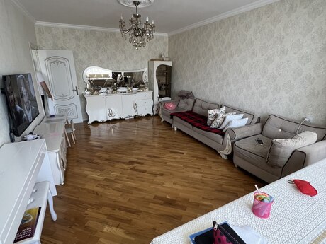 3 otaq · 78 m² · 2/9 mərtəbə, Qara Qarayev