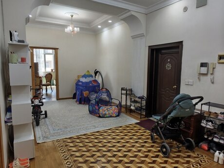 3-room apartment, 140 m², 8-ci mikrorayon: 250 000 ₼ 5