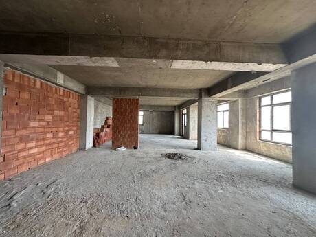 4-комн. новостройка - Хатаинский р. - 157 м²