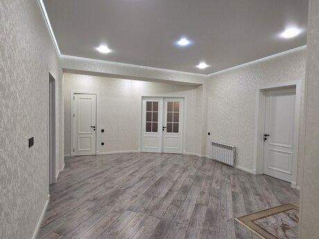 4 rooms · 165 m² · floor 10/18, 20 Yanvar