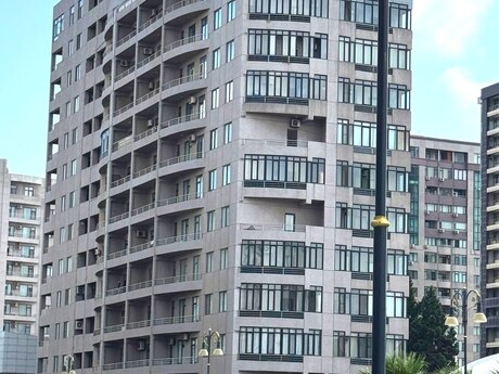 Объявление №6378663 - Баку, м. Гянджлик, 3-комн., 160 м²