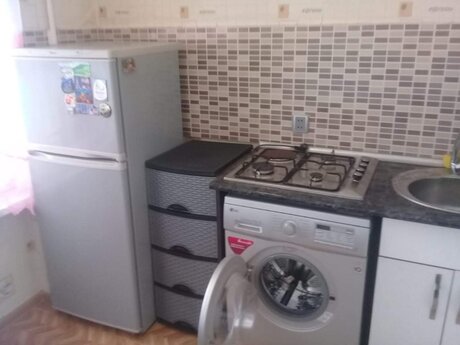 1-room apartment for rent, 45 m², İnşaatçılar: 500 ₼/mo 3