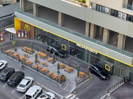 3-комн. новостройка - м. 8 ноября - 130 м²