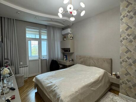 4-комн. новостройка - м. Кара Караев - 125 м²