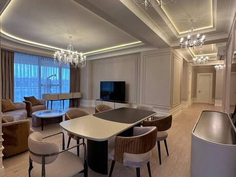 Kirayə 4 otaqlı mənzil, 225 m², Ağ şəhər: 6 000 ₼/ay 4