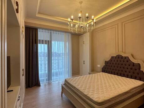 Kirayə 4 otaqlı mənzil, 225 m², Ağ şəhər: 6 000 ₼/ay 5