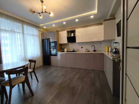 Объявление №6378897 - Баку, м. Ахмедлы, 3-комн., 122 м², 10/16 этаж