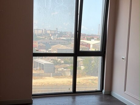 4-комн. новостройка - м. Бакмил - 128.3 м²