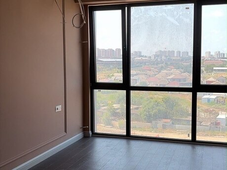 4-комн. новостройка - м. Бакмил - 128.3 м²