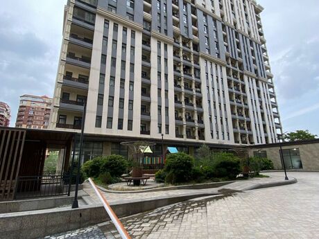 Объявление №6379025 - Баку, м. Низами, 3-комн., 140 м², 16/17 этаж