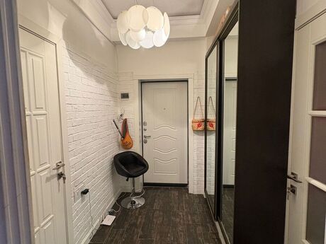 Объявление №6379044 - Баку, Сабаильский р., 2-комн., 60 м², 3/4 этаж