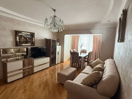 Elan №6379283 - Bakı, 28 May m., 3 otaqlı, 80 m², 5/6 mərtəbə