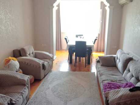 Elan №6379290 - Bakı, Neftçilər m., 3 otaqlı, 60 m², 3/5 mərtəbə