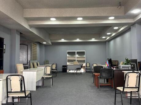 4-комн. офис - м. Шах Исмаил Хатаи - 230 м²