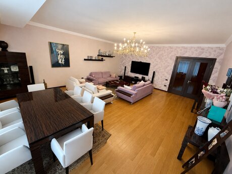 4 otaqlı mənzil, 198 m², 28 May: 510 000 ₼ 4