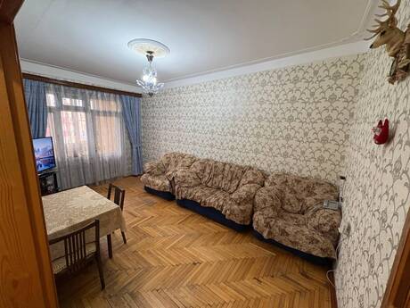 Elan №6379504 - Bakı, Xalqlar Dostluğu m., 3 otaqlı, 90 m², 5/5 mərtəbə