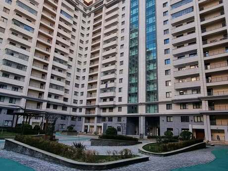 3 otaqlı yeni tikili - Elmlər Akademiyası m. - 140 m²