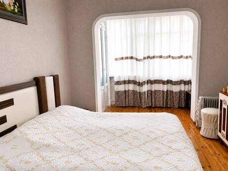 3 otaqlı köhnə tikili - Memar Əcəmi m. - 90 m²