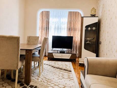 3 otaqlı köhnə tikili - Memar Əcəmi m. - 90 m²