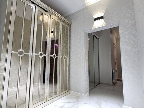 3-комн. новостройка - Наримановский р. - 120 м²